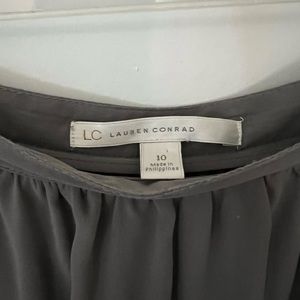 Gray and black skirt silky/lace -Lauren Conrad size 10